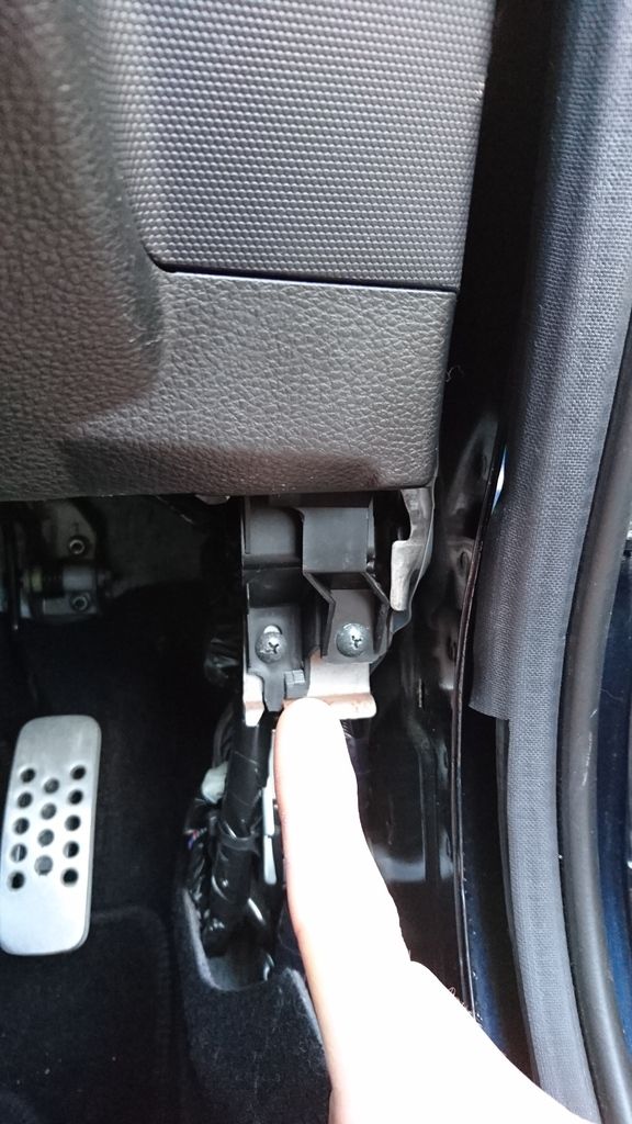 Clutch pedal Knocking fix (picture Heavy) 350Z Technical 350Z & 370Z UK